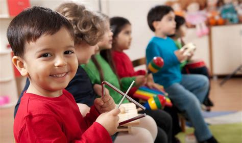 choosing  preschool  childcare center pbs kids  parents
