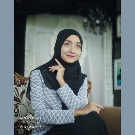 Portrait Hijab Nurul Owirija Fotografi Bbm 22718e73 Li… Flickr
