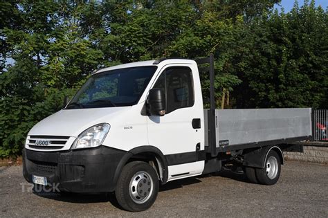 iveco daily  flatbed dropside trucks gebrauchter  tbsi