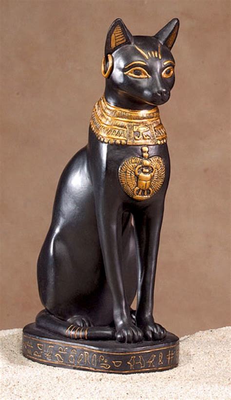la diosa egipcia bastet protectora del hogar y señora de