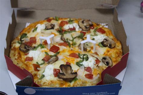 dominos pizza launches  cheesiest crust  quattro formaggi burst foodelhi indias