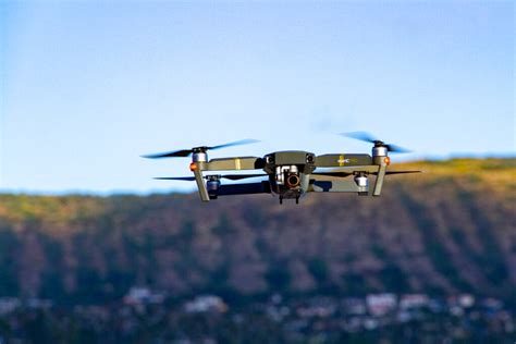 drone flying  hawaii jeffsetter travel