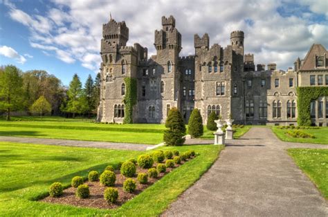 fairytale castle hotels   stay   ireland