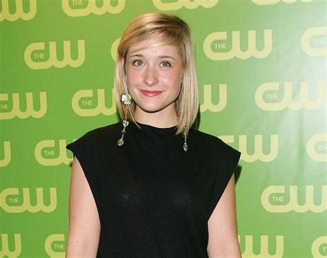 Here S How Allison Mack Tried To Recruit Emma Watson And