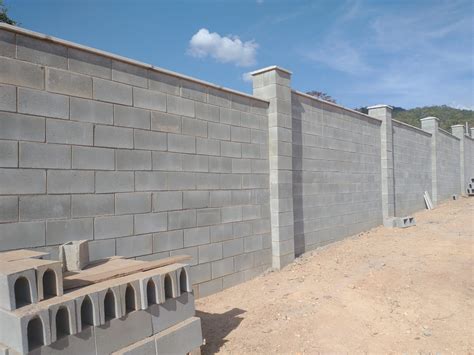 muros de blocos de concreto  grandes areas como condominios