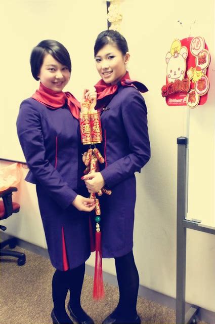 the uniform girls [pic] hong kong air hostess uniform
