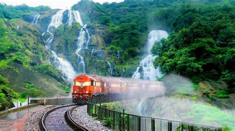 breathtakingly beautiful train journeys  india