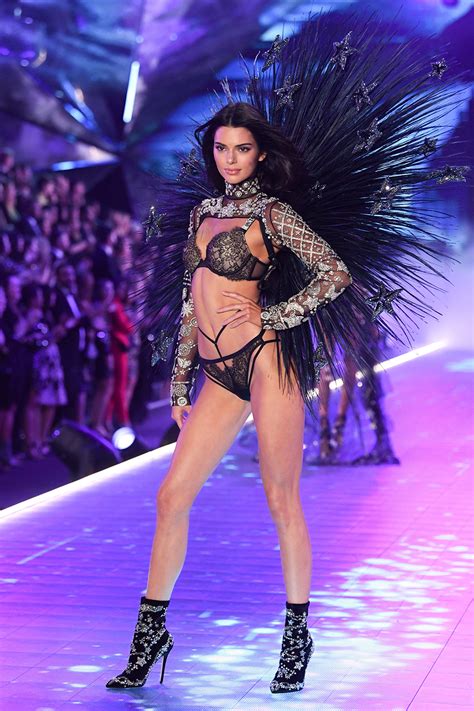 Vs Fashion Show 2018 Photos Of Victoria’s Secret Models And More
