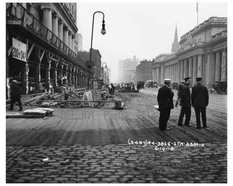 Street Scene In Midtown W 34th Street 1917 New York