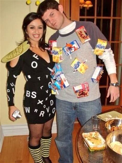13 Halloween Costumes That Won T Make You Hate Couples Who Dress Up