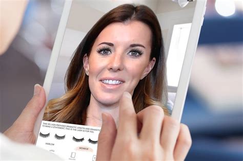 Small Businesses Turn To Augmented Reality To Win Customers Wsj