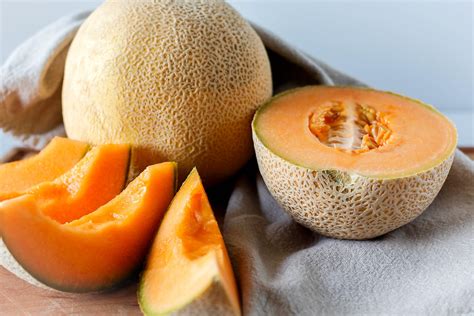 incredible    health benefits  cantaloupe