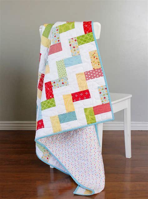 bright corner stairway baby quilt   quilt pattern