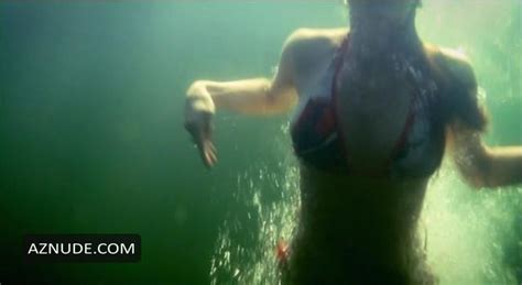 Browse Celebrity Swimming Underwater Images Page 1 Aznude