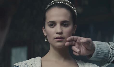 The First Trailer For “tulip Fever” Makes It Clear This Will Be Our