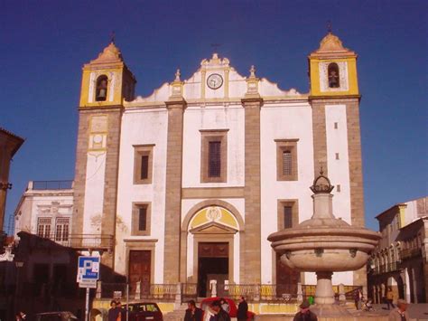 igreja de santo antao evora   portugal
