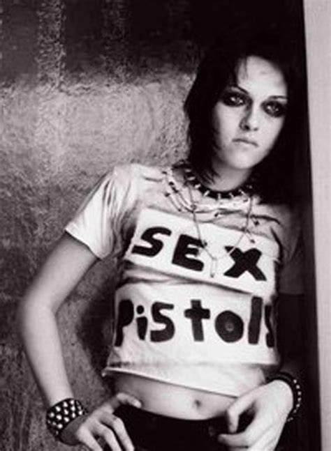 Crimson N Clover 80s Rock Fashion Punk Fashion Joan Jett Outfits