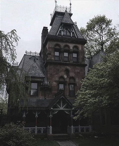 athomesweethell gothic house