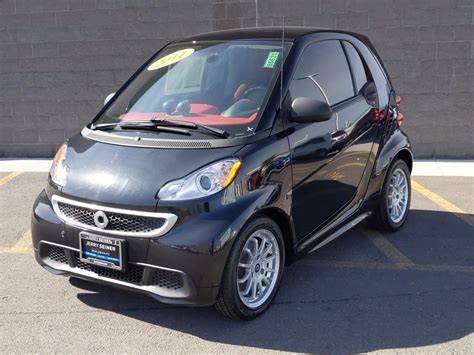 pre owned  smart fortwo electric drive passion rear wheel drive dr car