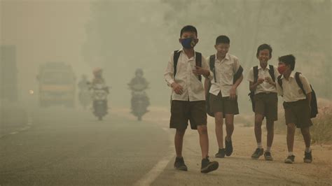 unicef satellite imaging shows   million children  breathing  extremely toxic air