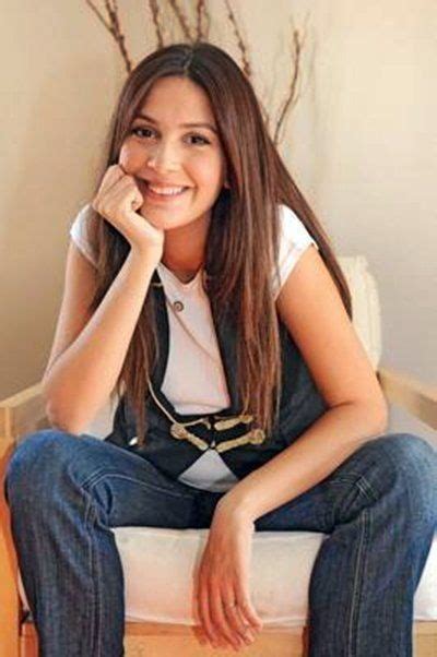 Berguzar Korel Turkish Actress Nice Style Turkish