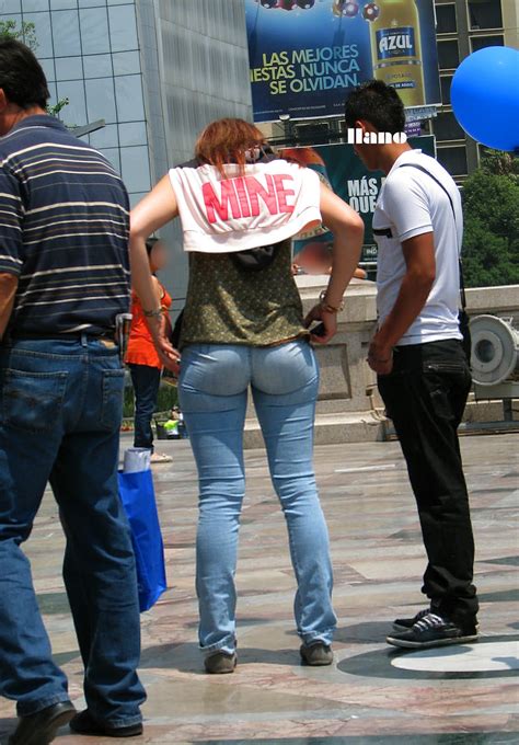 blonde with perfect ass in jeans divine butts candid