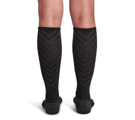 tommie copper women s 4 pack wide calf compression socks