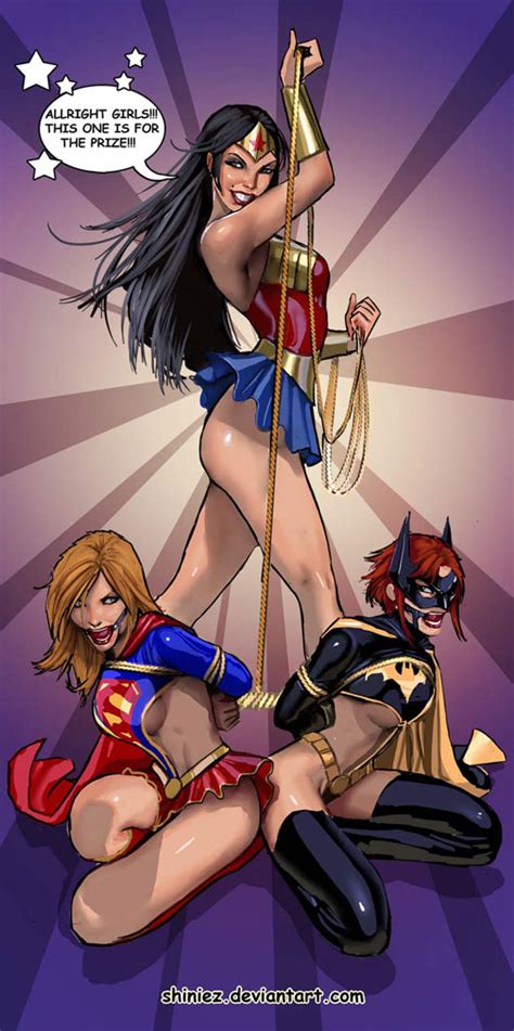 wonder woman binds supergirl and batwoman justice league lesbians superheroes pictures