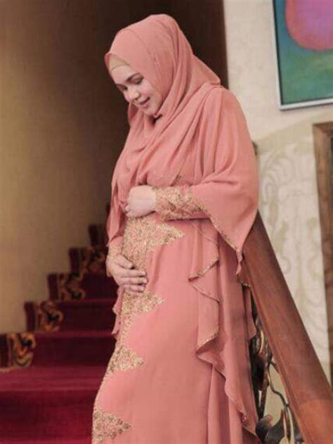 Penantian 11 Tahun Siti Nurhaliza Akhirnya Umumkan Kehamilan Celeb