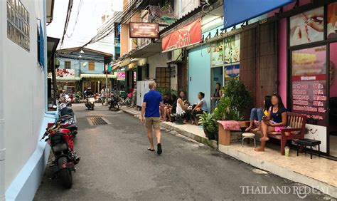 nightlife and thai girls in hua hin thailand redcat