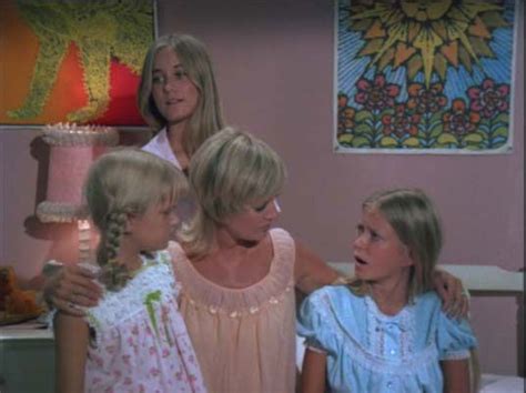 52 best images about brady bunch house on pinterest