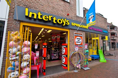 blokker holding verkoopt intertoys aan alteri retailnewsnl