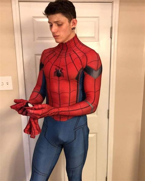 pin on cosplay spiderman