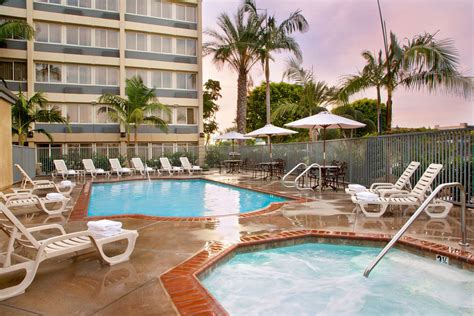 Alo Hotel By Ayres Orange Ca See Discounts