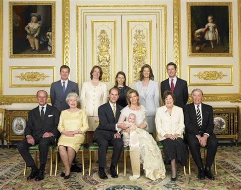 brytyjska rodzina królewska stylizacje pań podczas chrzcin w rodzinie królewskiej ♕ the
