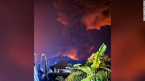 Bali Volcano Flights Canceled After Mount Agung Erupts Cnn