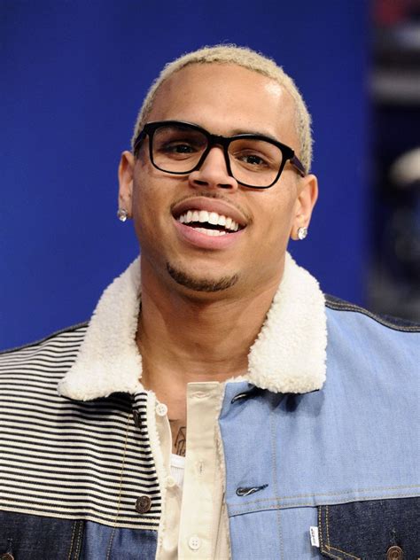 Chris Brown To Perform At Grammys 3 Years After Rihanna