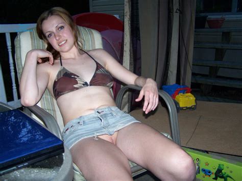 Girl In Extreme Microskirt Pantyless July 2011 Voyeur