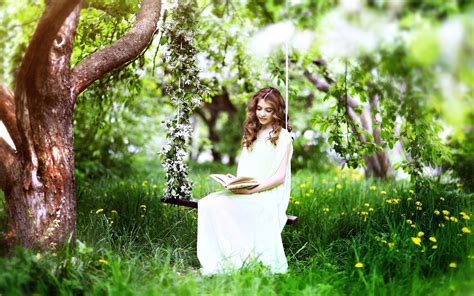 Gras Baum Frühling Weißes Kleid Mädchen Las Buch