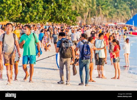 Boracay Philippines February 1 2018 Crowds Of People At The White