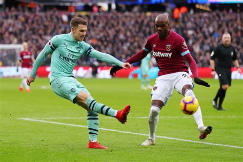 epl stalemate confirm prediction  west ham  arsenal clash