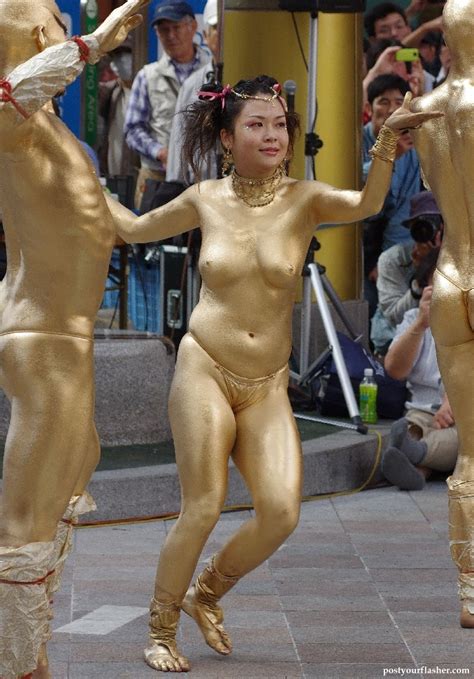 chinese tits public nude picture naked and nude in public pics