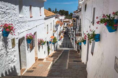fotos los  pueblos blancos de espana   te puedes perder este verano las provincias