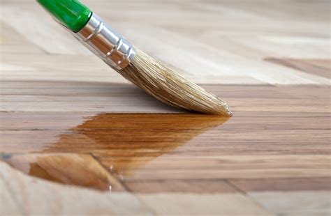 whats  difference   varnish   stain sadolin wood