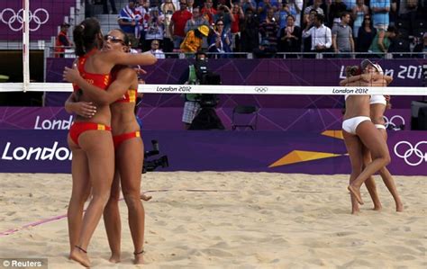 olympics 2012 canadian and italian beach volleyball stars can t seem