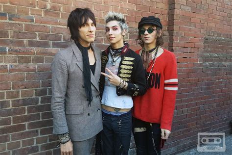 gimme  answers   video interview  palaye royale fan question