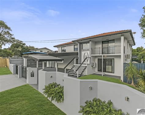 8 Samantha St Wynnum West Qld 4178 House Sold On 24 05 2019