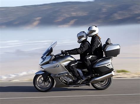 ride  motorcycle   passenger autoevolution
