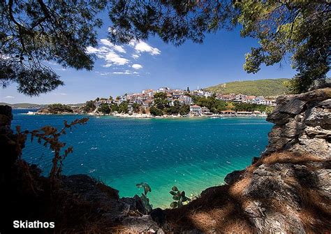 top ten  romantic honeymoon destinations  hellas greece