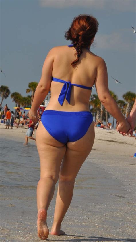 chubby girl with huge booty in bikini